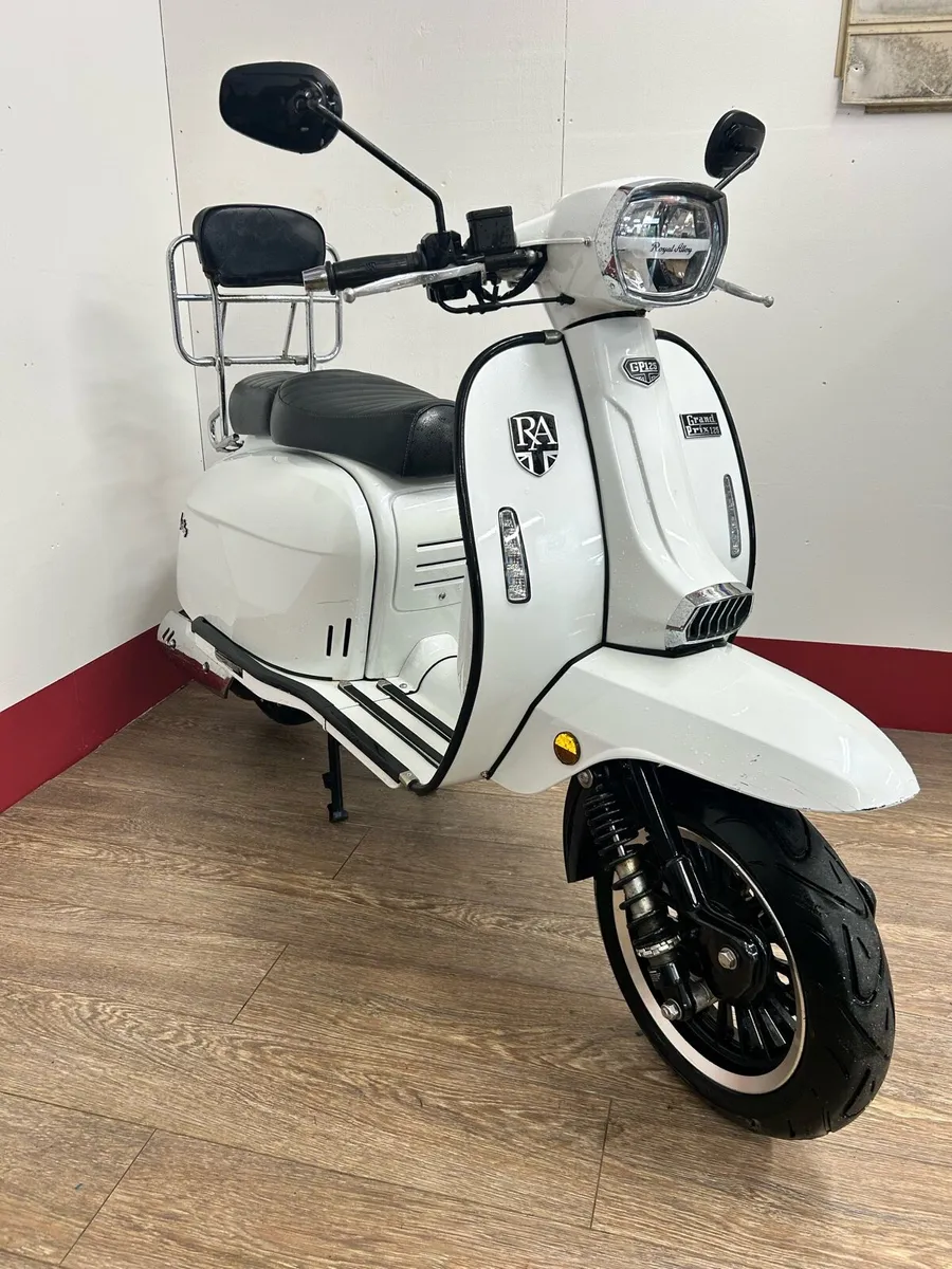 2022 Royal Allow GP125 not Vespa - Image 2