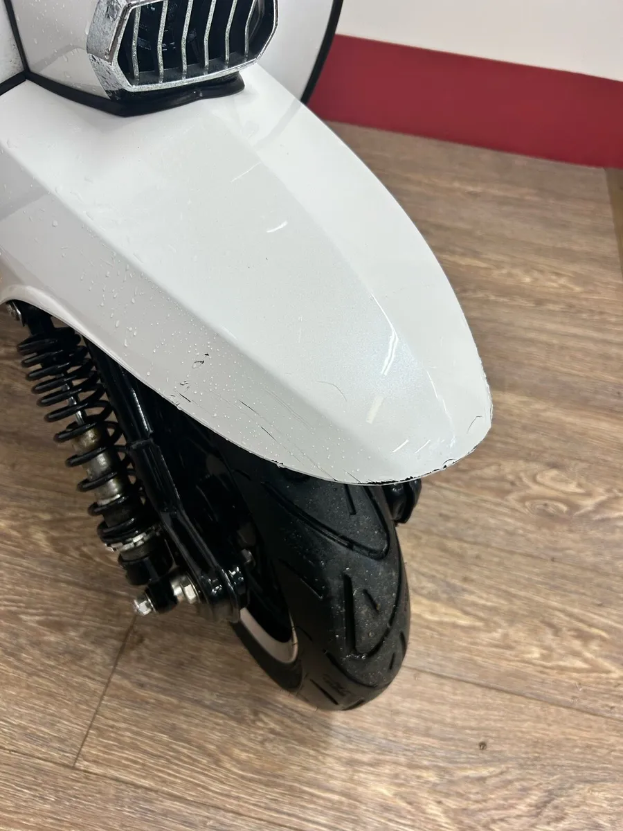 2022 Royal Allow GP125 not Vespa - Image 3