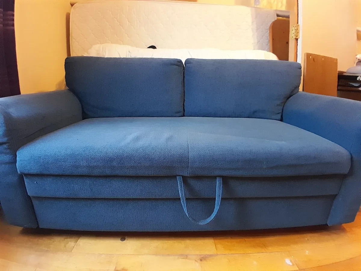 Couch settee, bar stools, door - Image 1