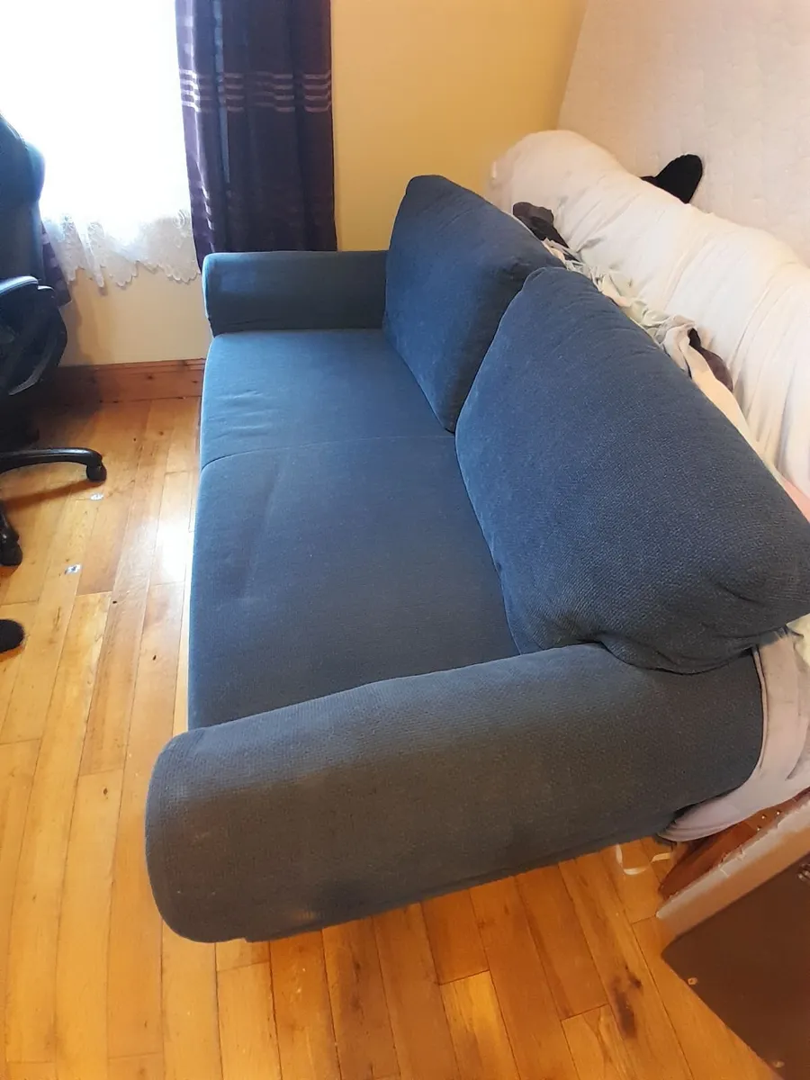 Couch settee, bar stools, door - Image 4