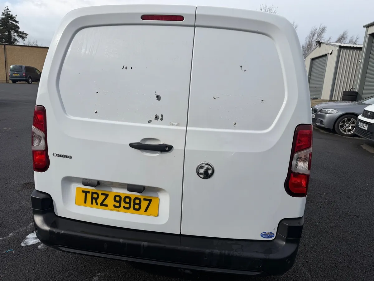 2022 Vauxhall Combo Berlingo LWB 1.5 Diesel - Image 4