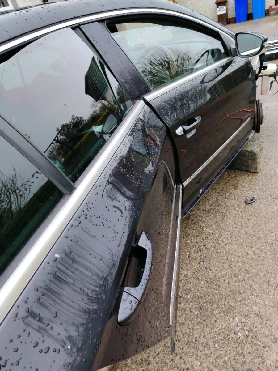 Breaking vaulkswagon CC GT 2009 - Image 3