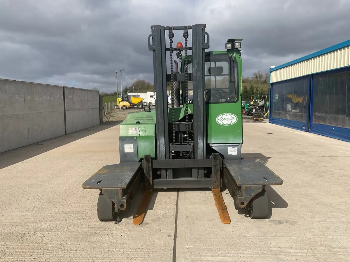 COMBILIFT C4000 4 TON FORKLIFT - Image 4