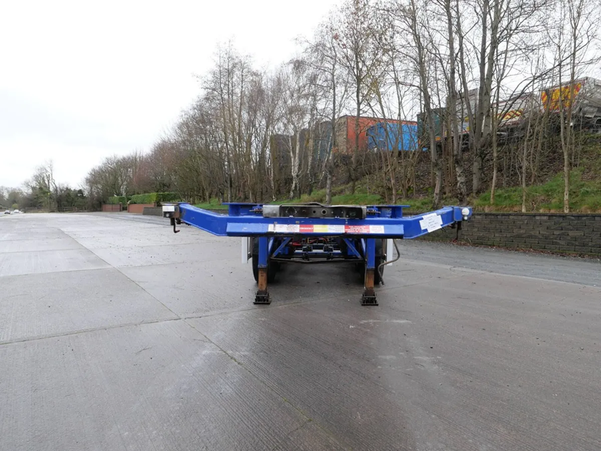 2016 Dennison Skeletal Trailer 3 Axle T2-01947 - Image 2