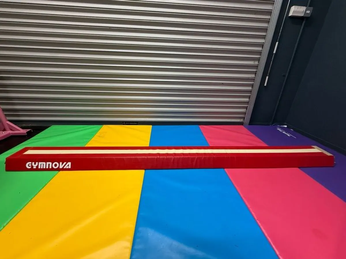 Gymnastics gymnova floor beam