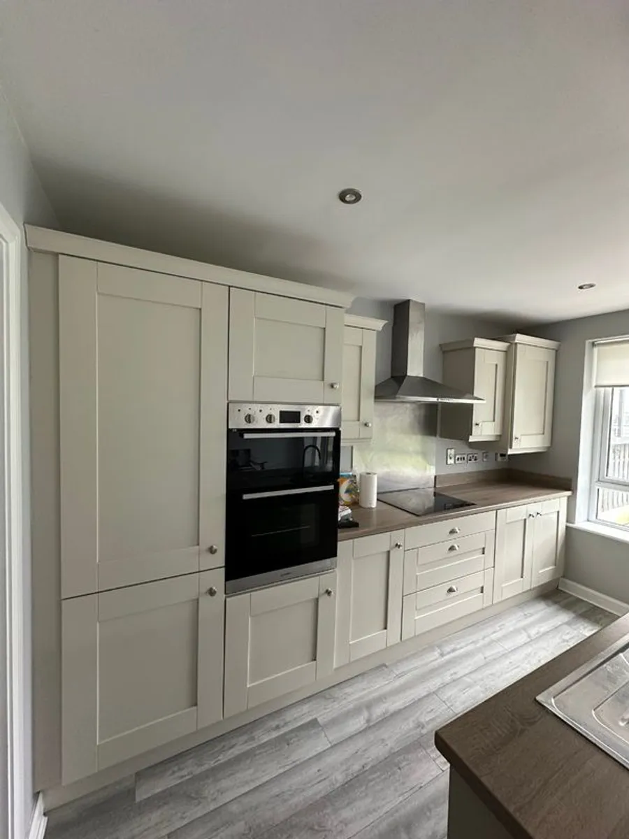 Kitchen Cabinets - Image 4