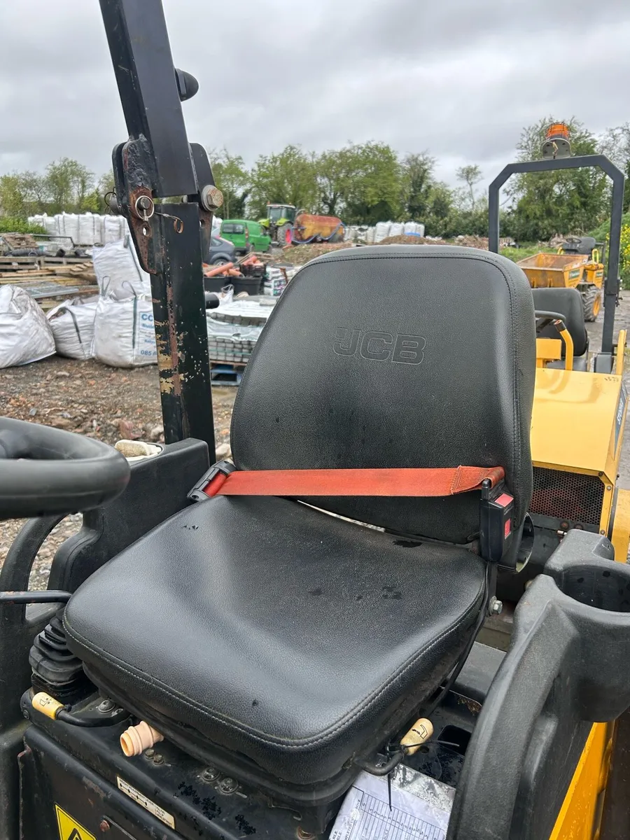 Jcb 2021 ct 160 80 roller - Image 4