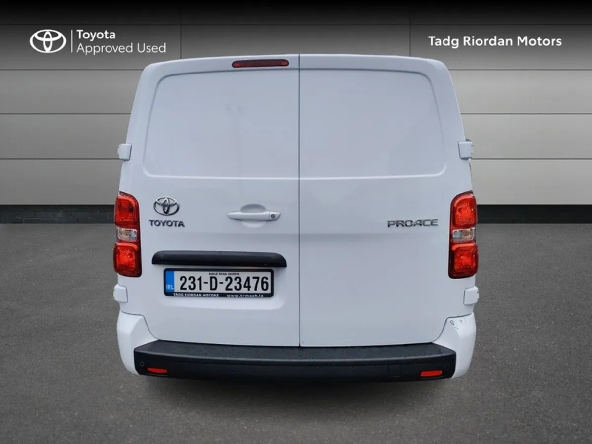 Toyota Proace LWB AUTO - Image 4