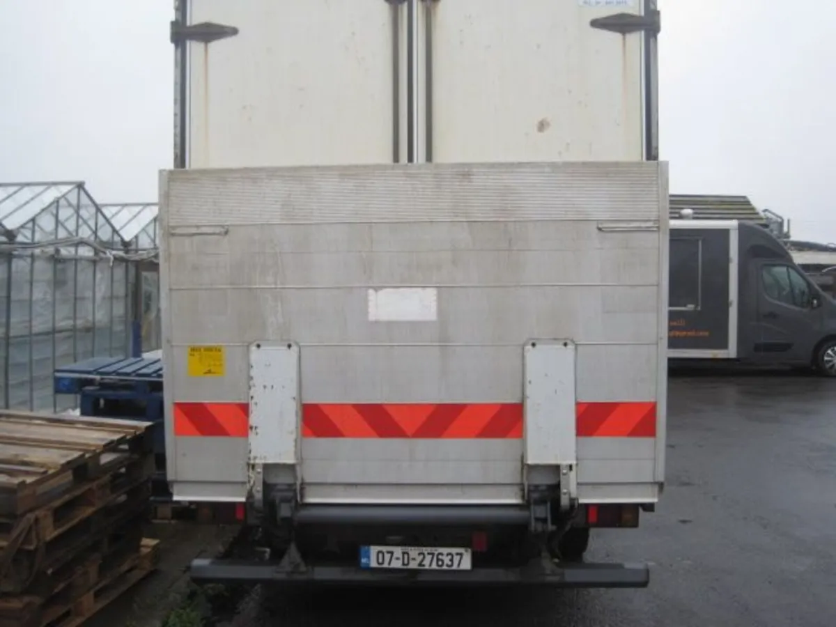 Isuzu npr 2007    needs engine - Image 3