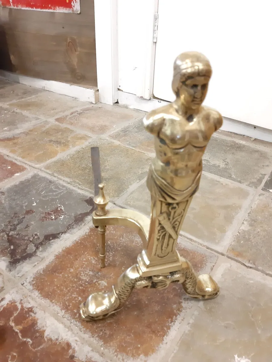 Pair large Georgian brass fire doggs - Image 2