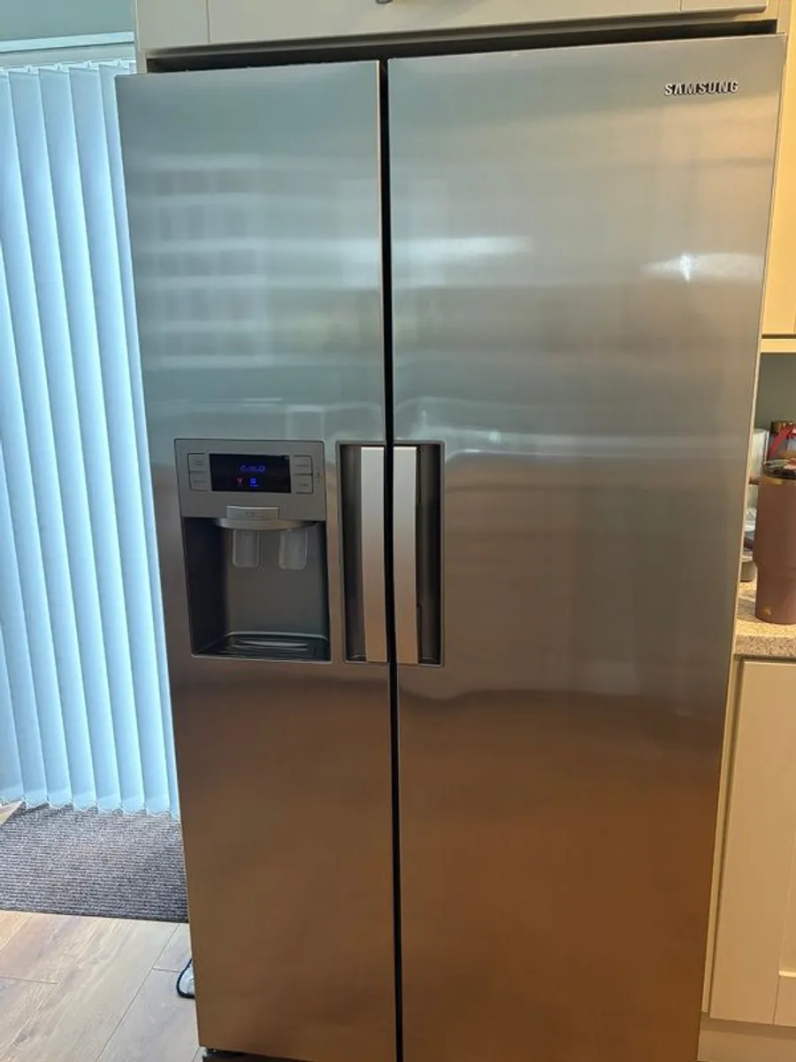 Samsung American Fridge Freezer - Image 1