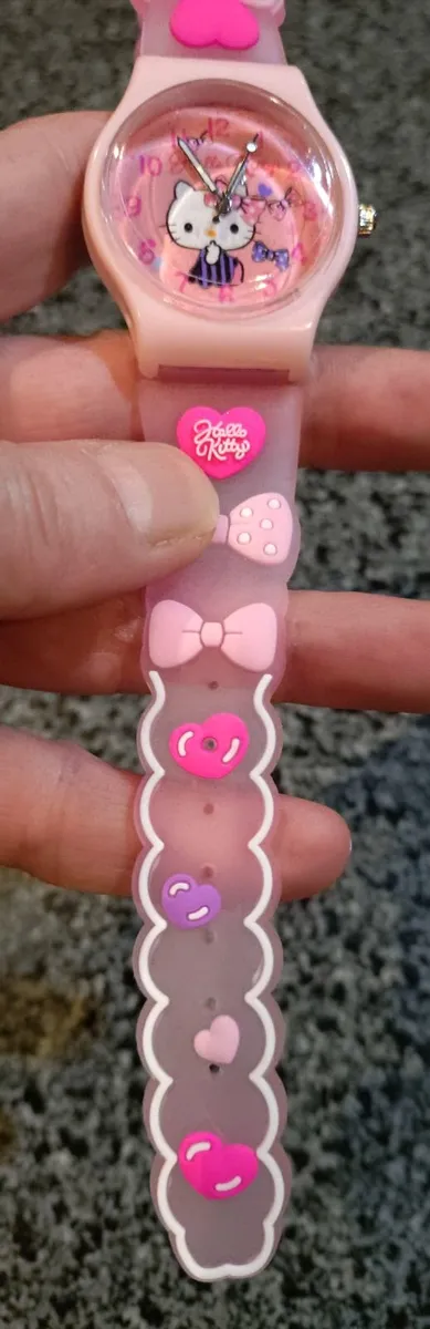 Hello Kitty Small Pink Girls Watch (new). - Image 3