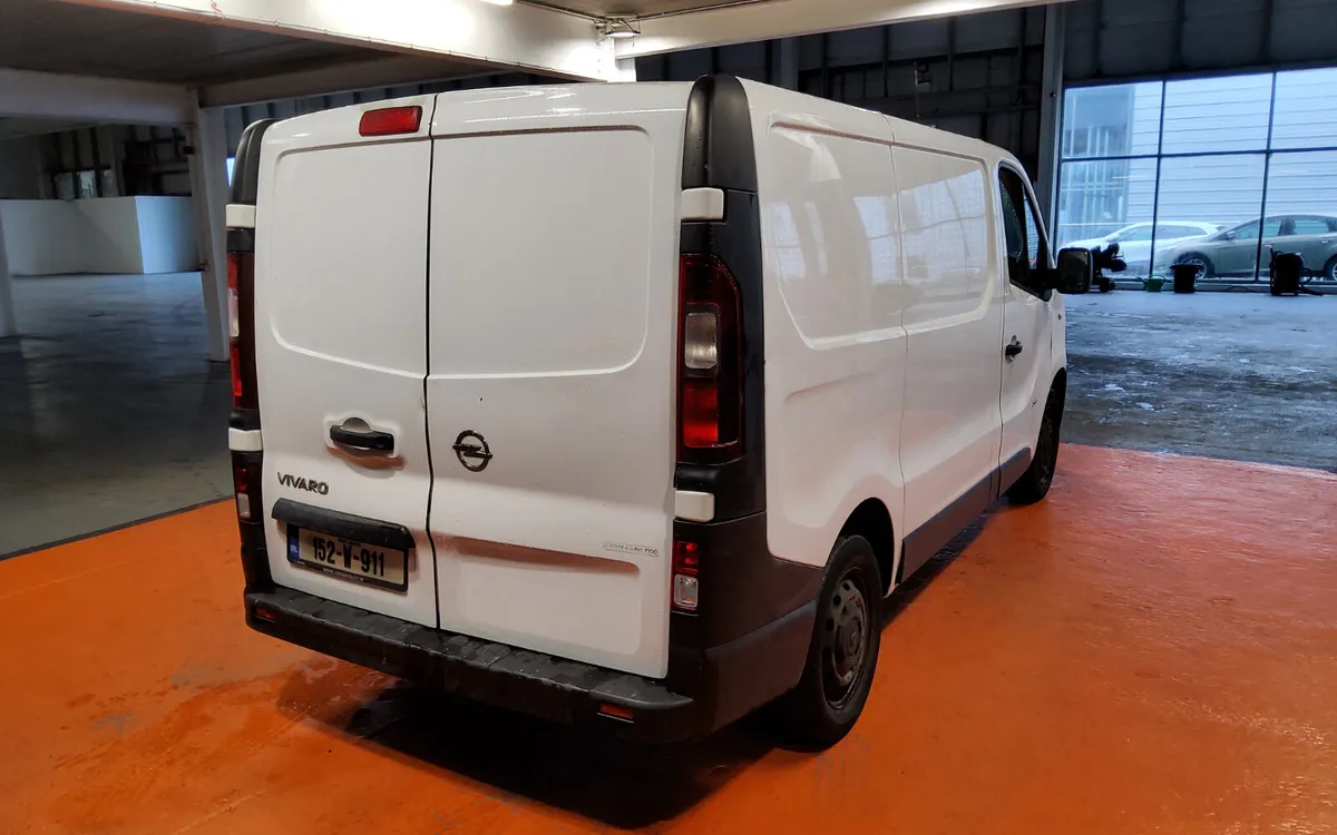 Opel Vivaro 2015 - Image 3