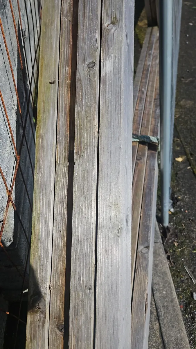 roof trusses. - Image 3