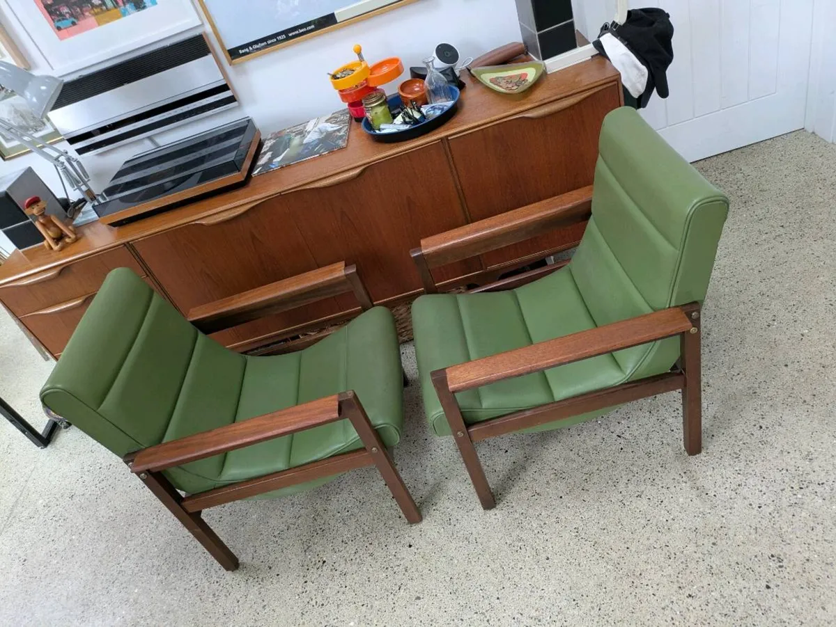 Crannac Scoop Armchairs - Image 3