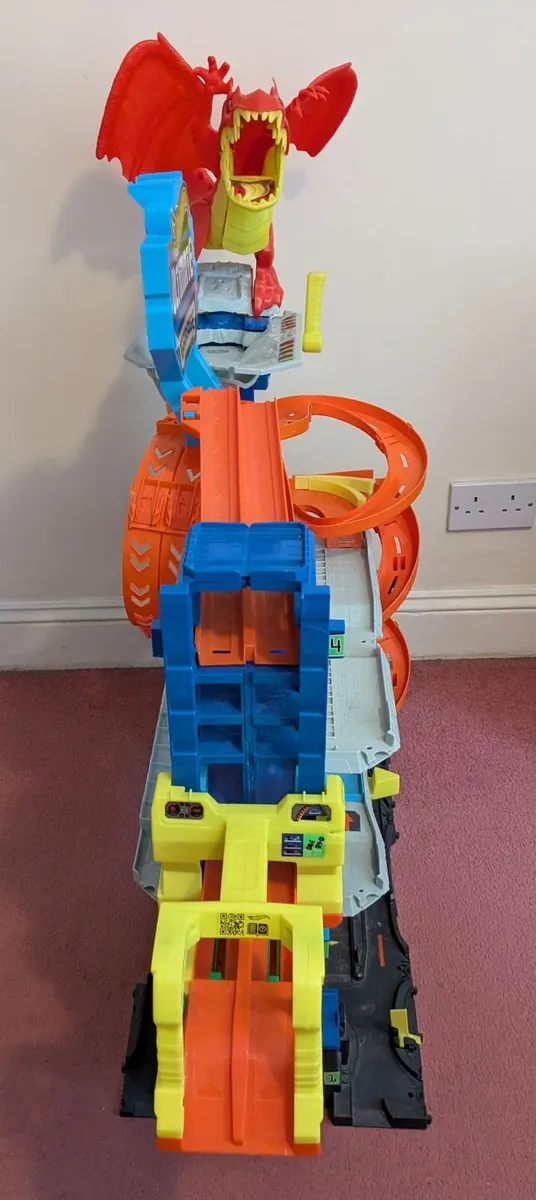 Hot wheels ultimate garage - Image 2