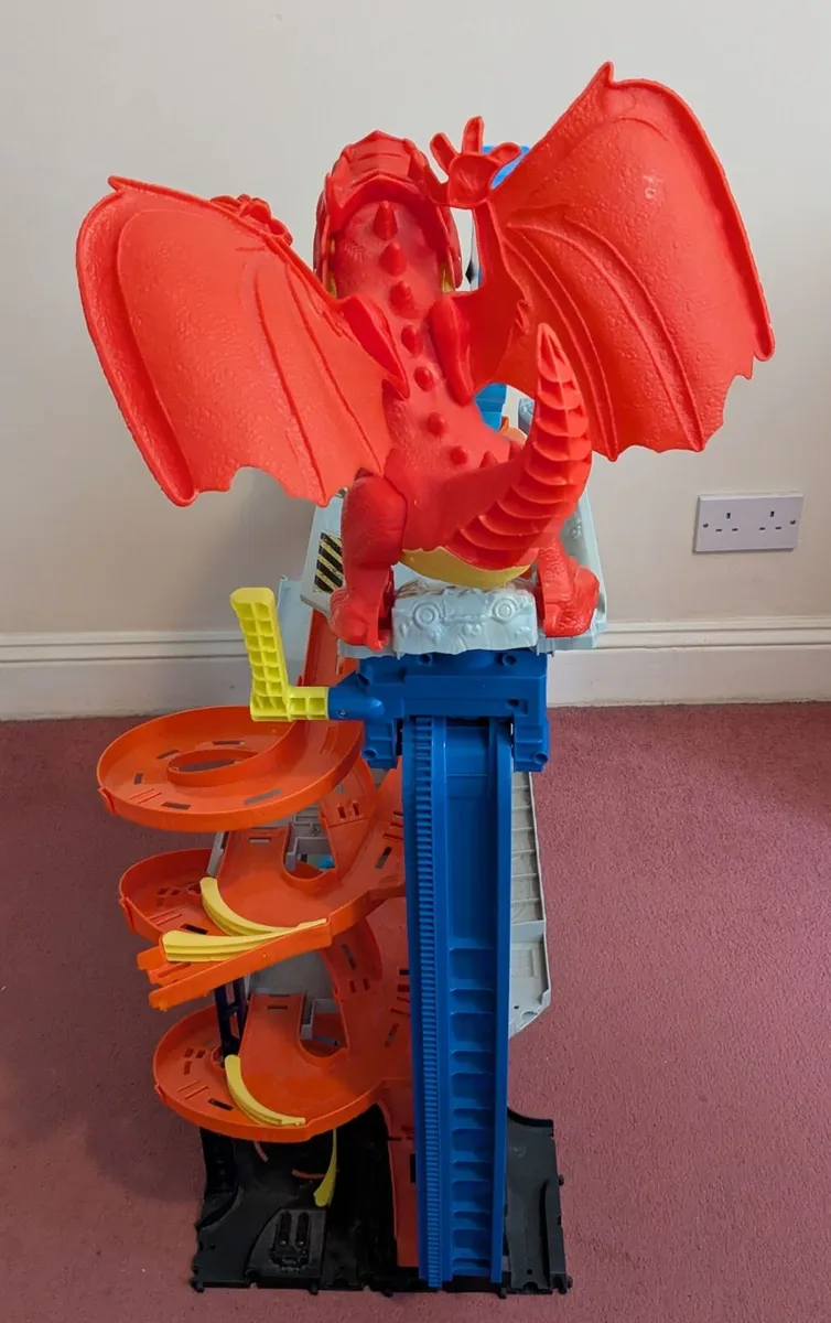 Hot wheels ultimate garage - Image 3