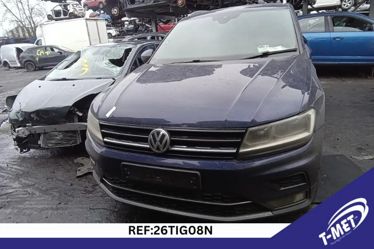 2017 VOLKSWAGEN TIGUAN BREAKING FOR PARTS - Image 2