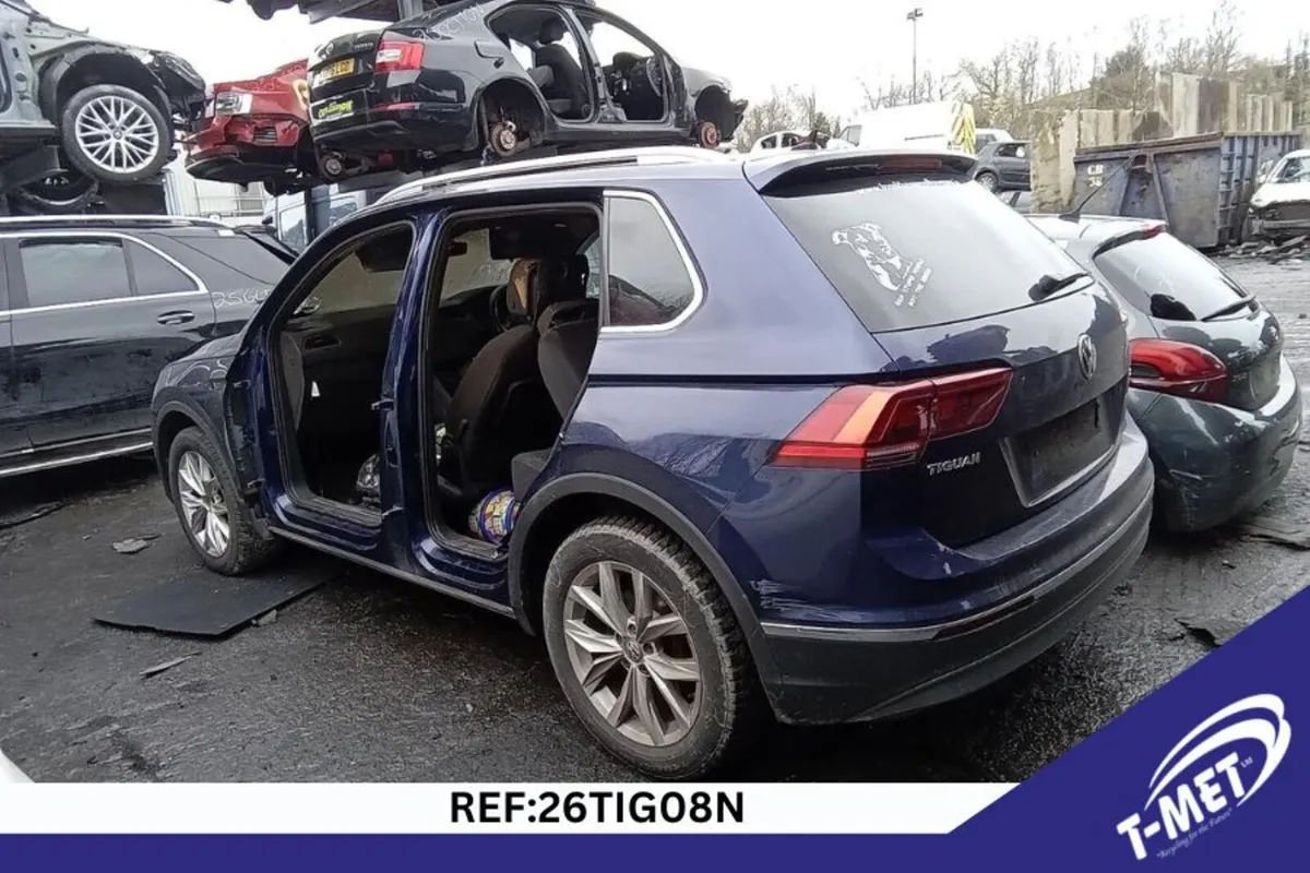 2017 VOLKSWAGEN TIGUAN BREAKING FOR PARTS - Image 4