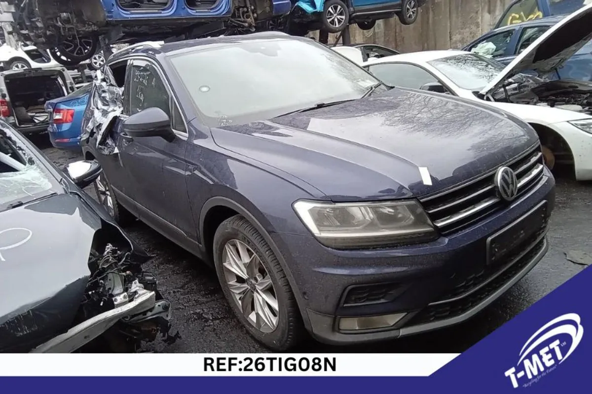 2017 VOLKSWAGEN TIGUAN BREAKING FOR PARTS - Image 1