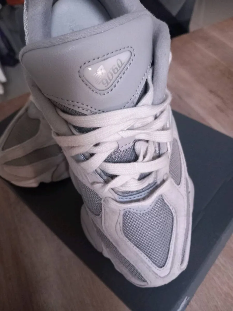 New Balance 9060 - Image 4