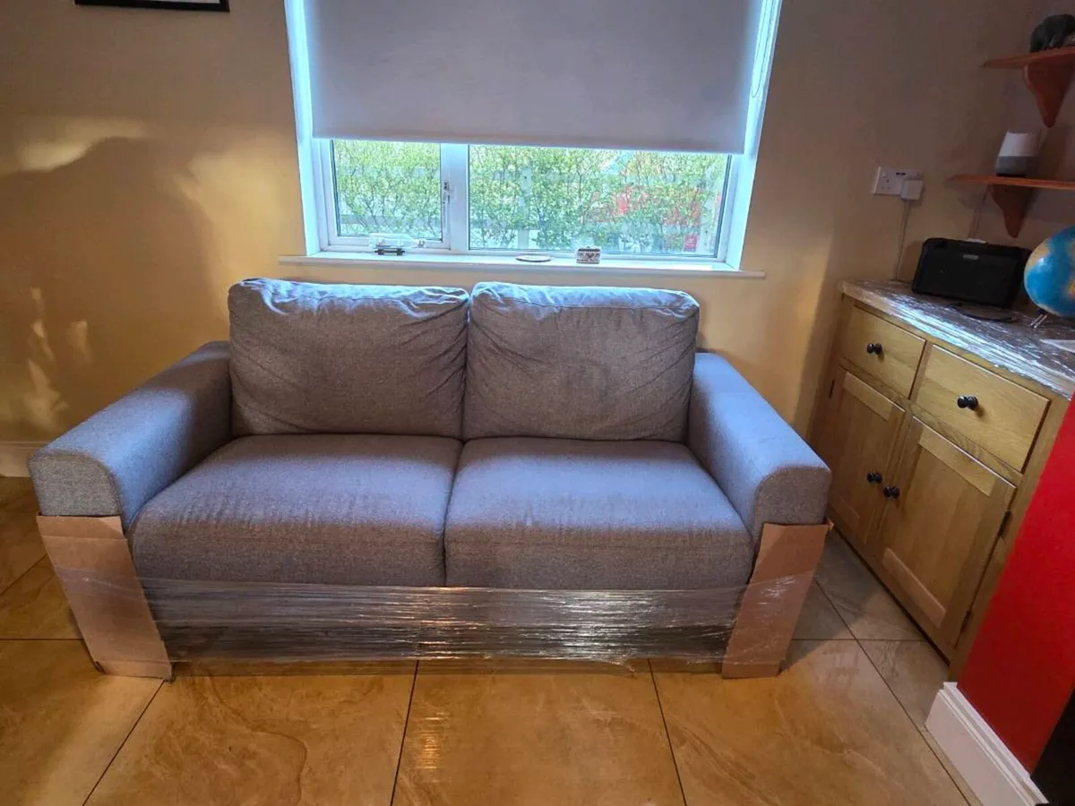 Two Seater fabric couch - Image 3