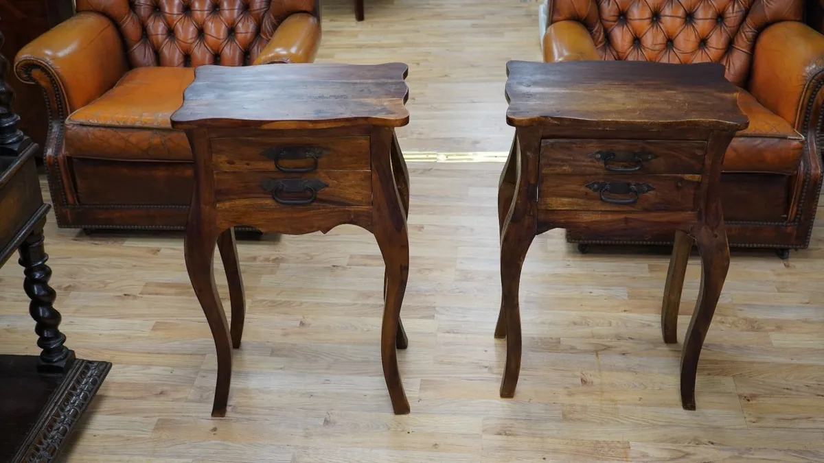 Pair of Sheesham Wood Bedside Tables - Image 2