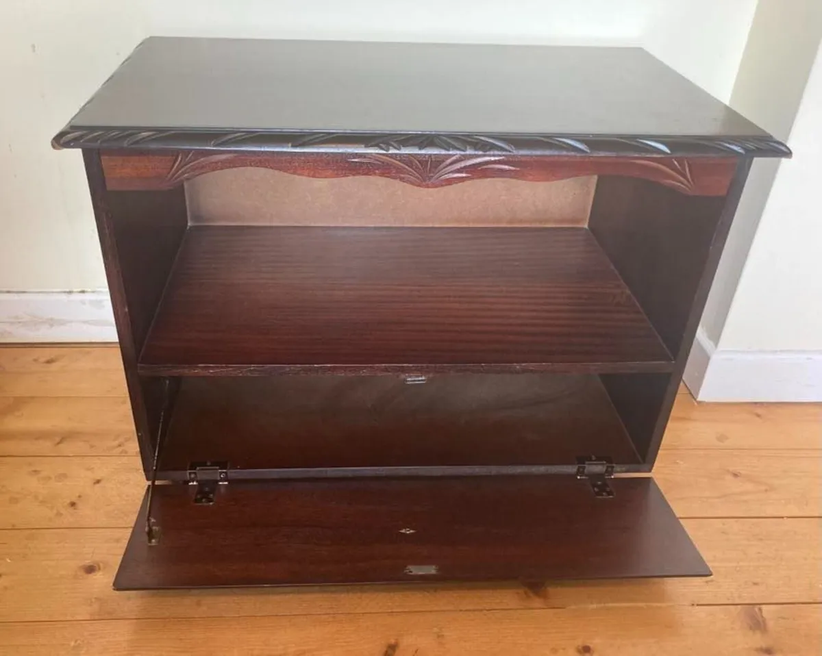 Solid Rossmore Mahogany TV Unit - Compact Storage - Image 3