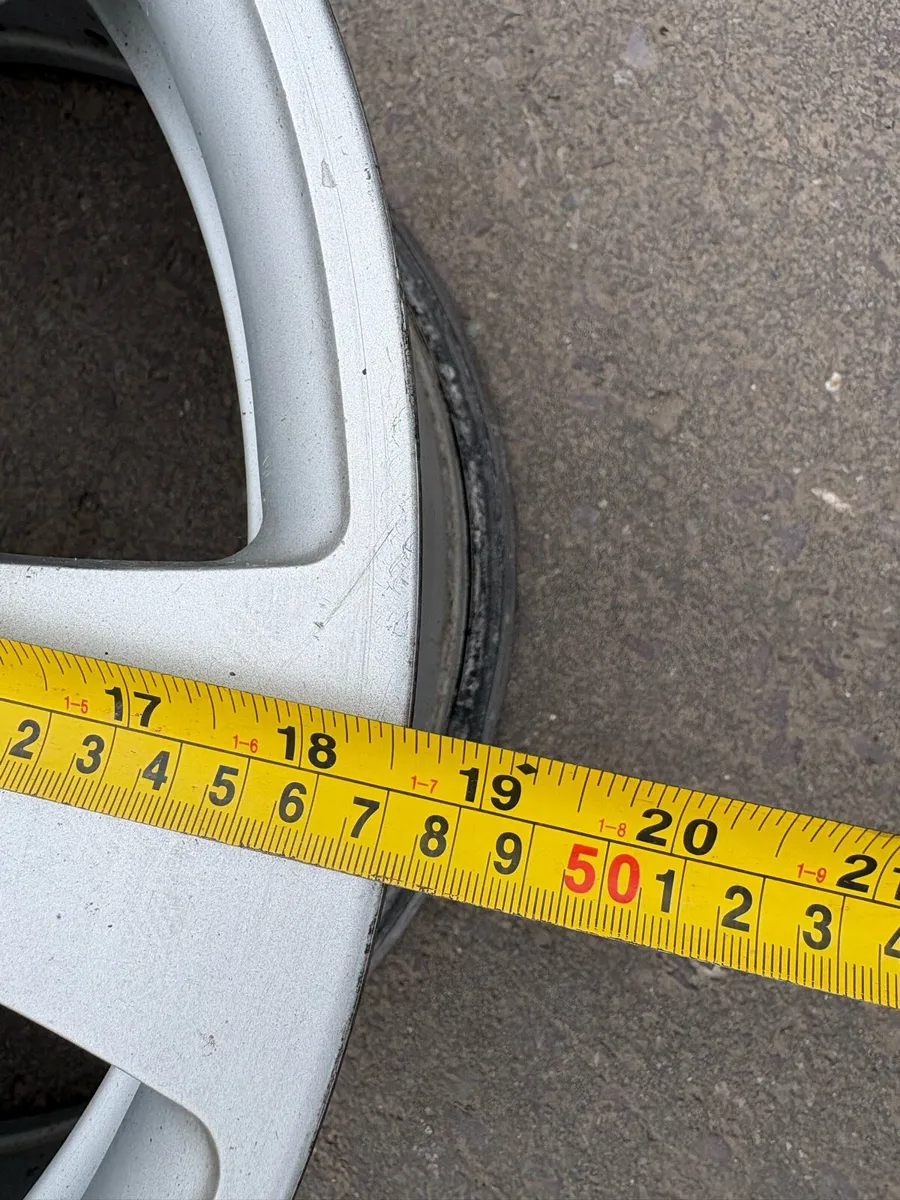 Alloy wheels. 18” genuine Mercedes - Image 2