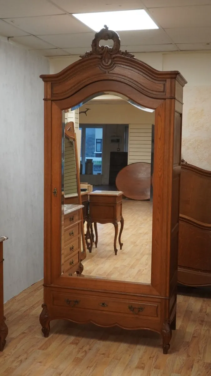 French Oak Single-Door Armoire / Linen Cupboard - Image 1