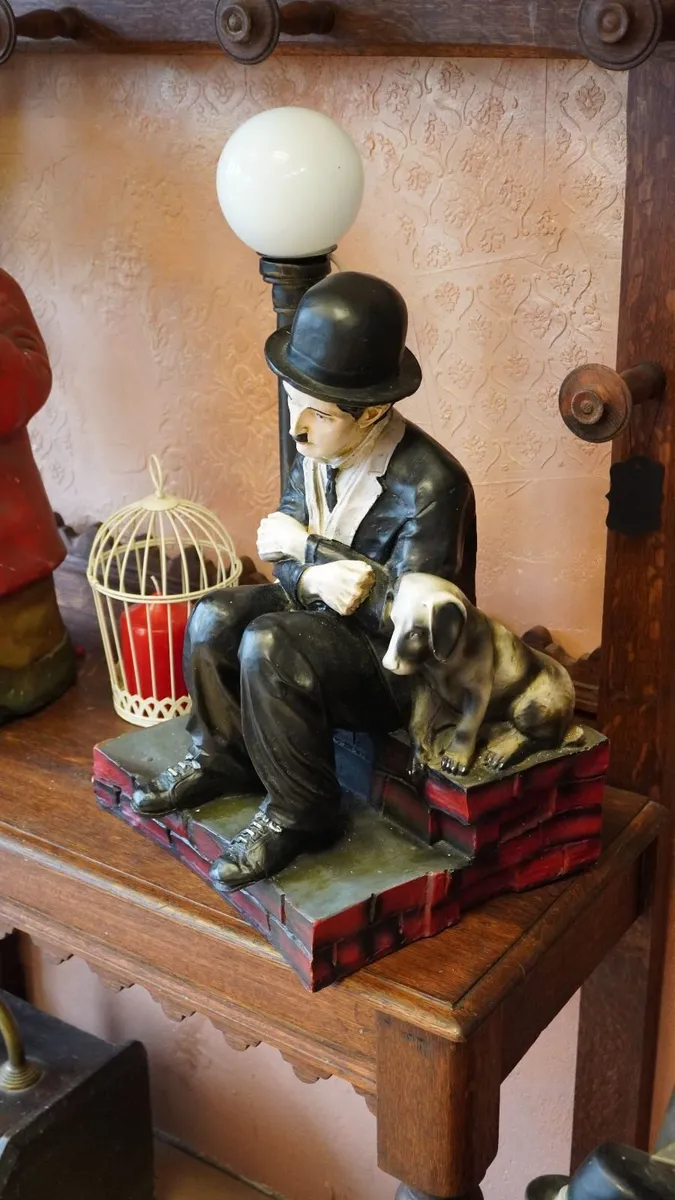 Charlie Chaplin Lamp - Image 2
