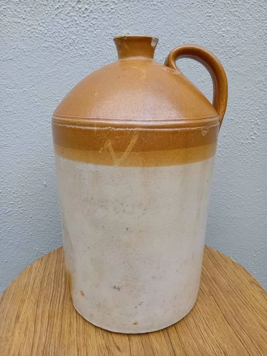 Large Flagon - Image 1
