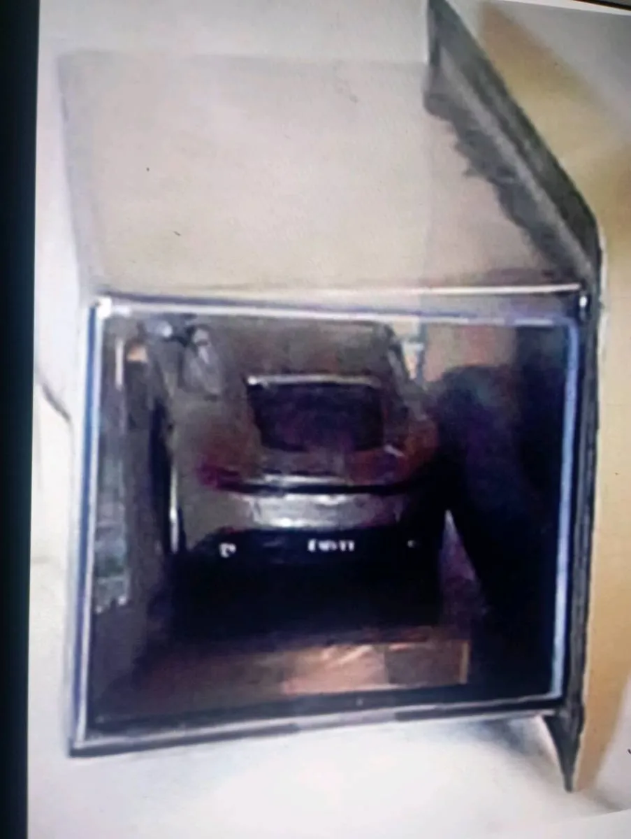 ASTON MARTIN DB11 2016 GUNMETAL  GREY 1-43 SCALE. - Image 4