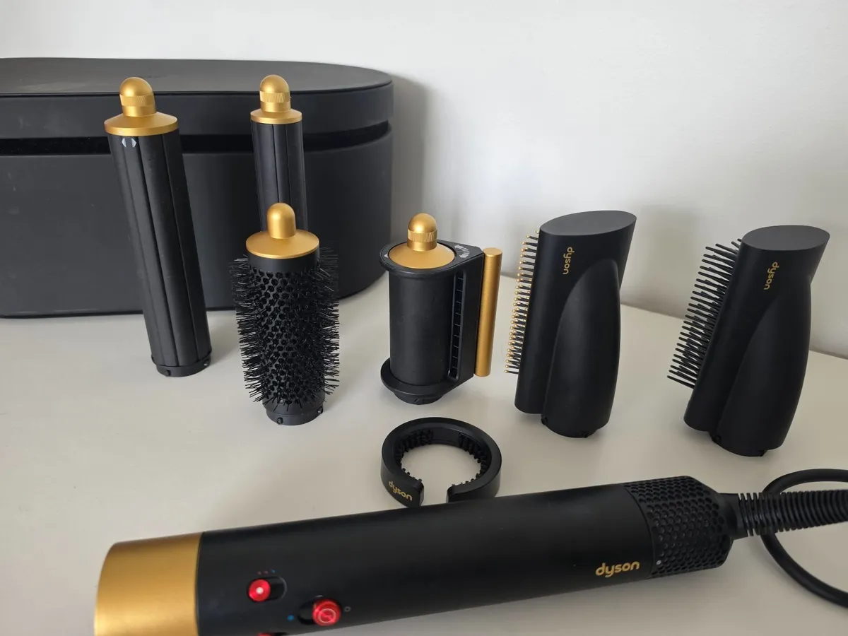 Dyson Airwrap multi-styler and dryer - Image 1