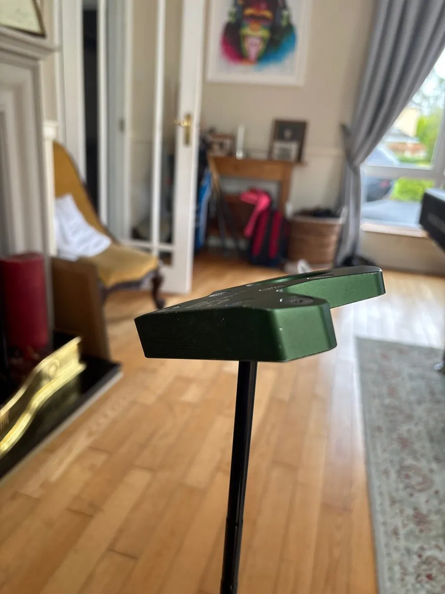 L.A.B golf DF3 custom build putter - Image 2