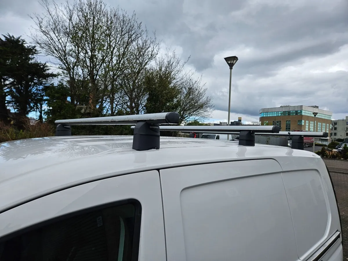 Volkswagen Caddy 2024 - Image 4