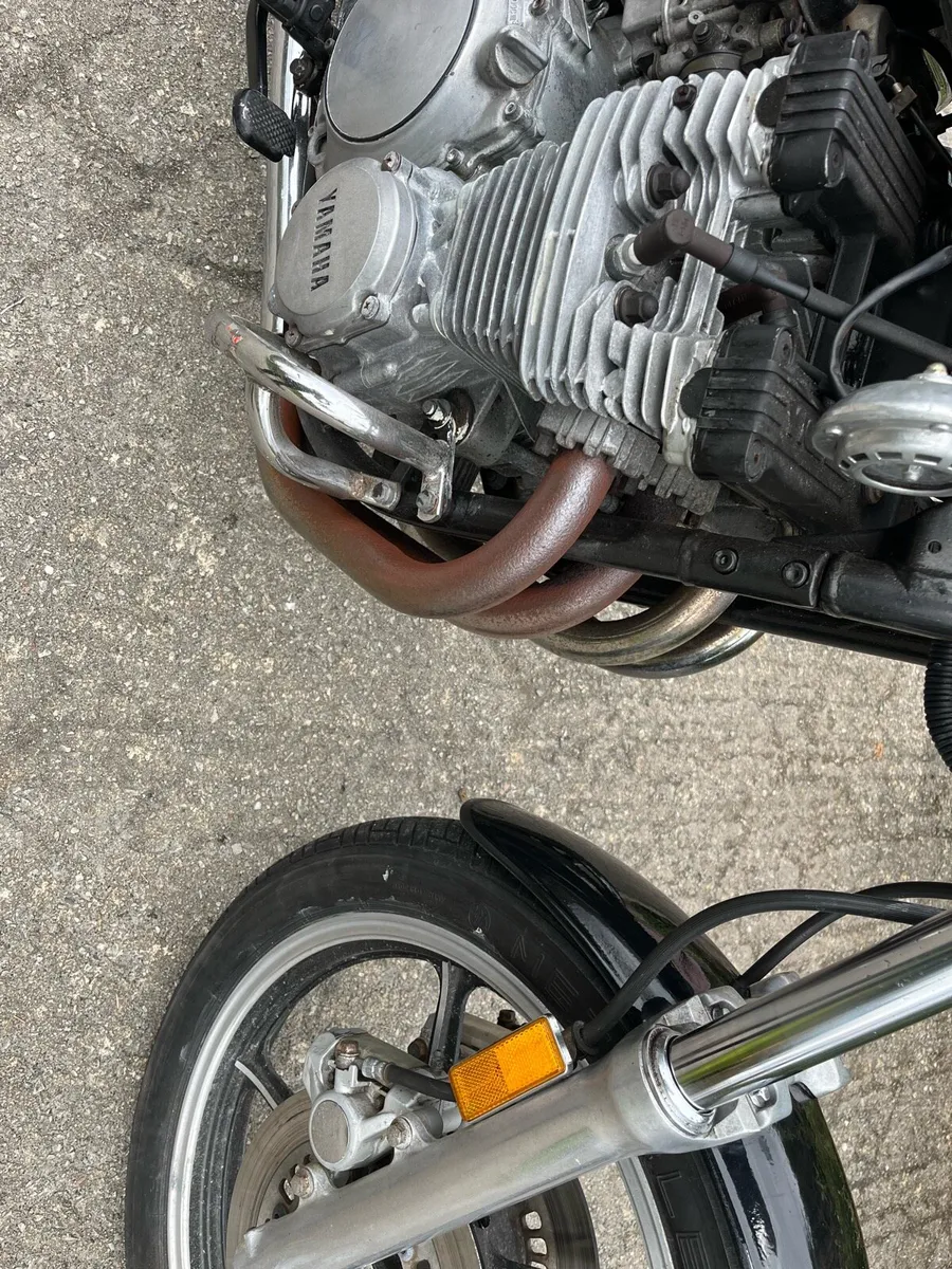 YAMAHA XJ 700 s 1985 - Image 3