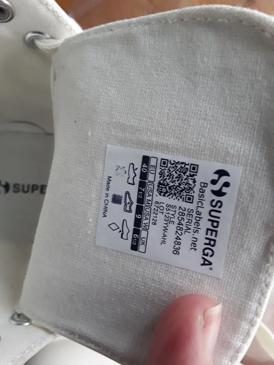 Brand new white Ladies ankle designer boots - Image 4