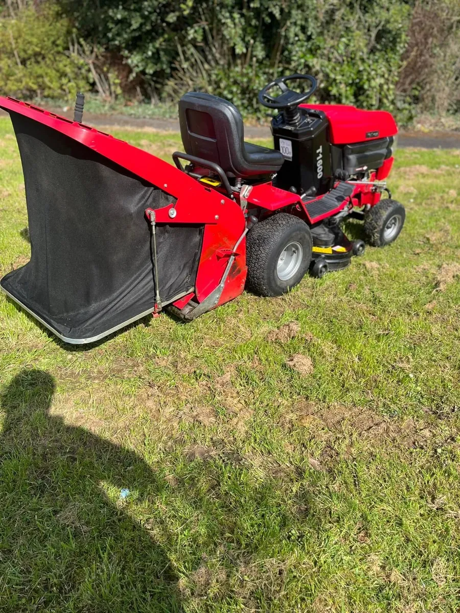 Westwood T1600 ride on Lawnmower - Image 2