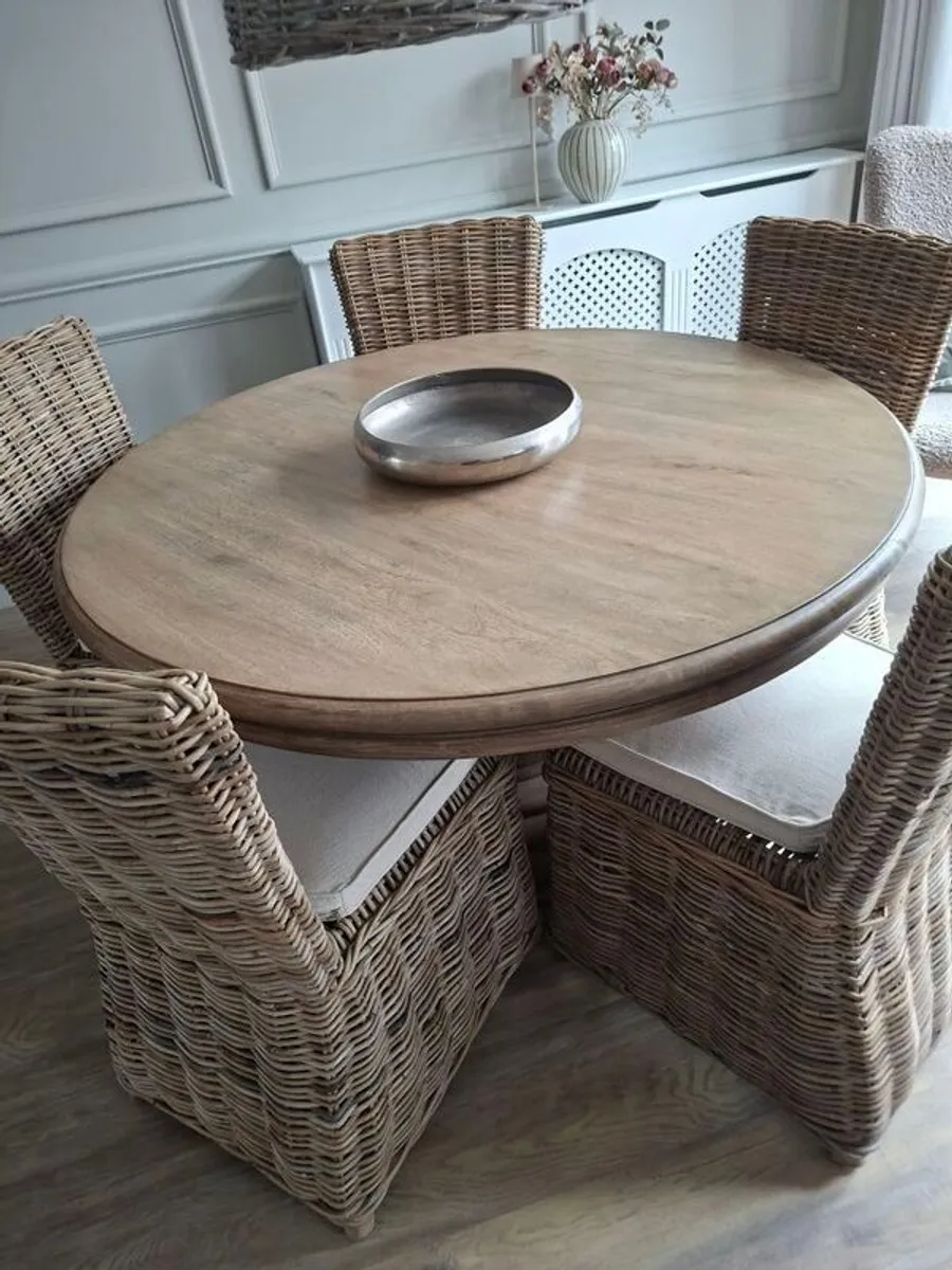 Dining table - Image 4