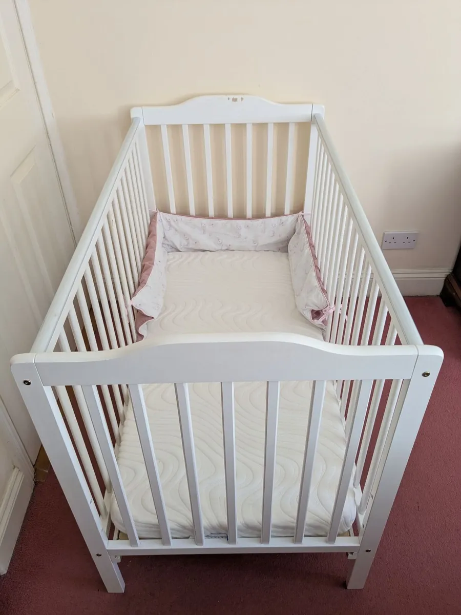 Poppy nested cot - Image 3