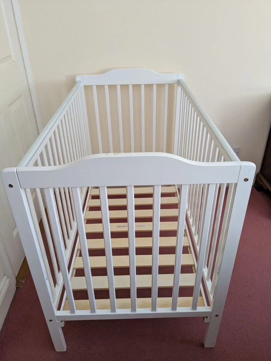 Poppy nested cot - Image 4