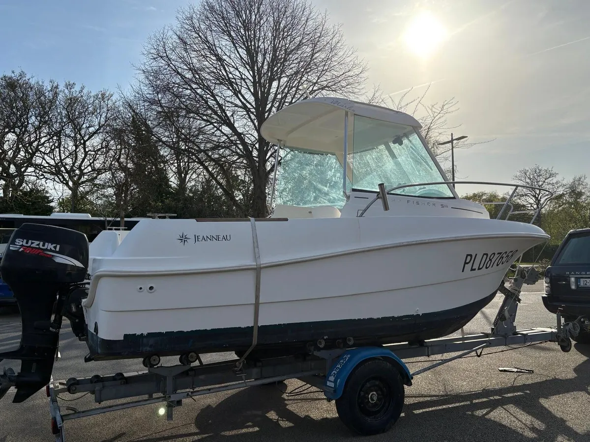 Merry Fisher 585 Marlin Boat - Image 4