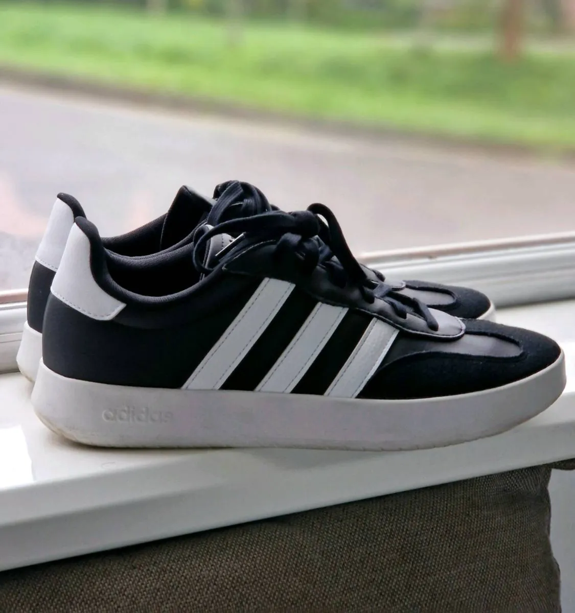 Adidas Barreda Trainers - Image 2