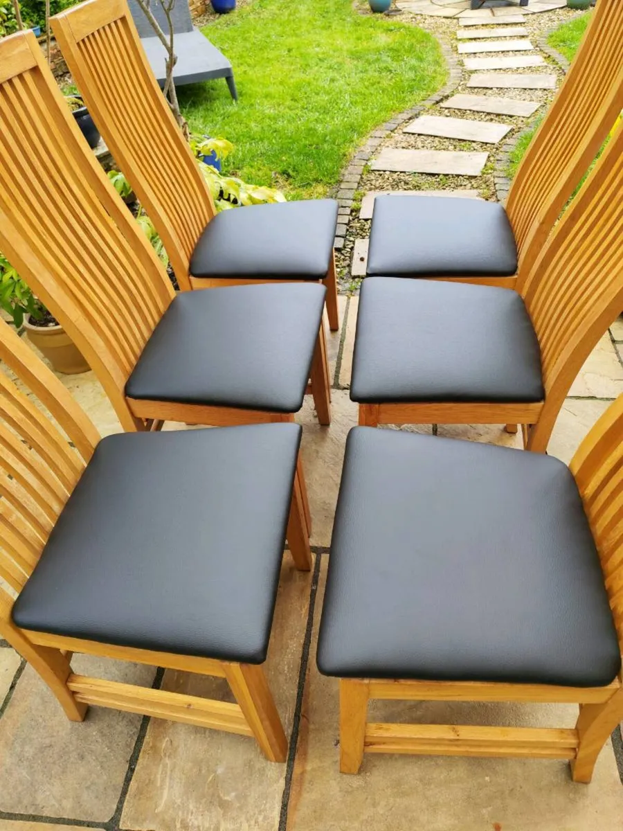 6 oak chairs - Image 2