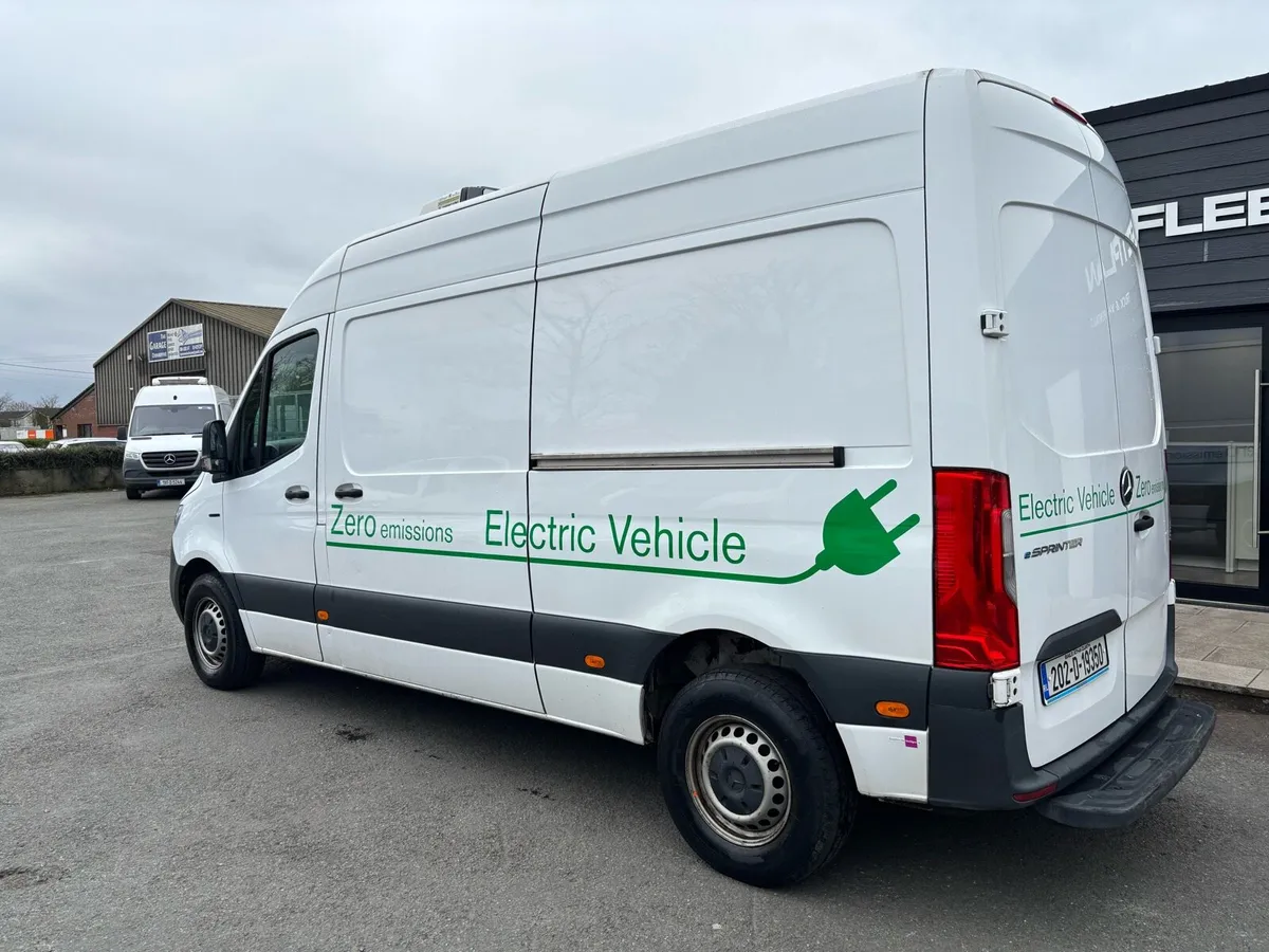 Mercedes e-Sprinter (electric) - Image 2