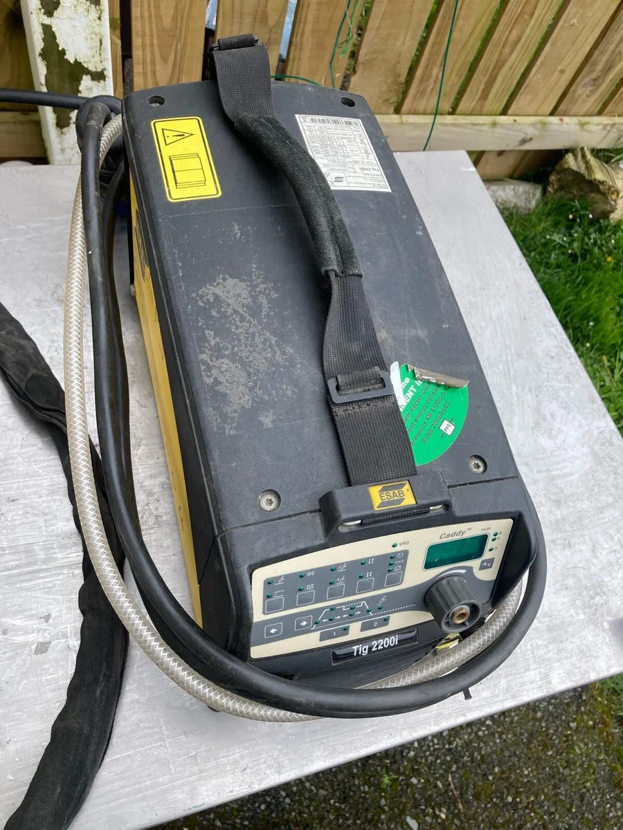 Esab 2200i - Image 1