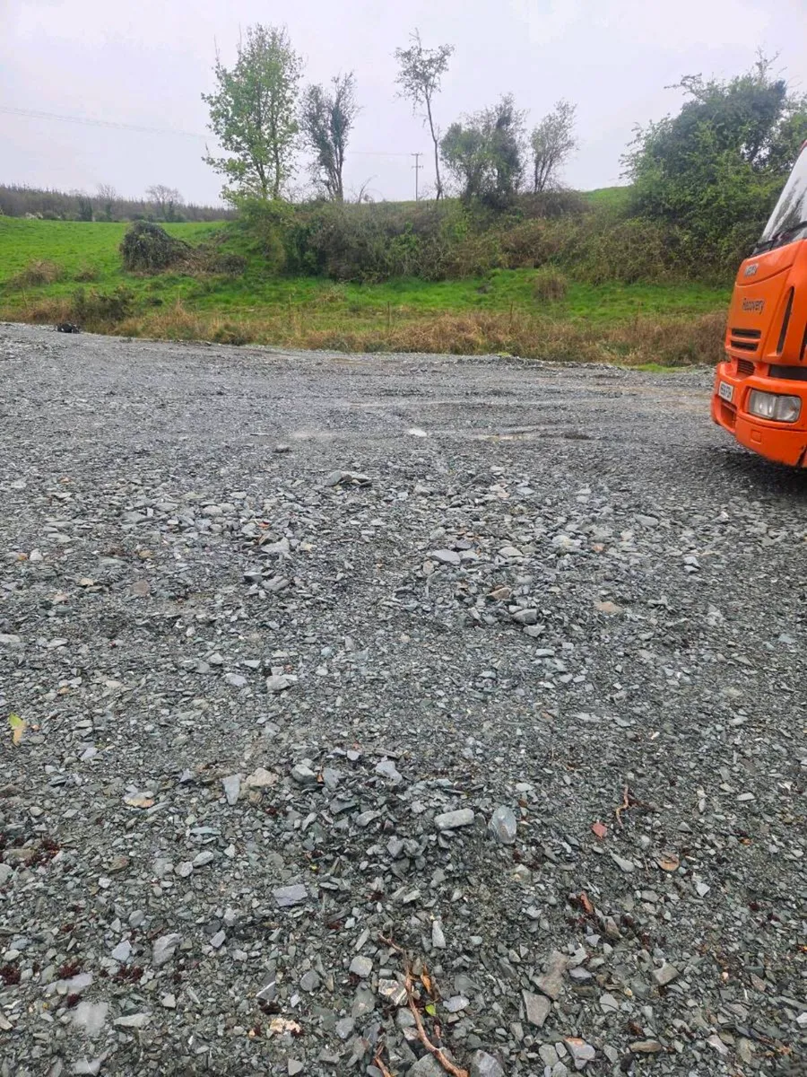 Yard for storage - Image 2