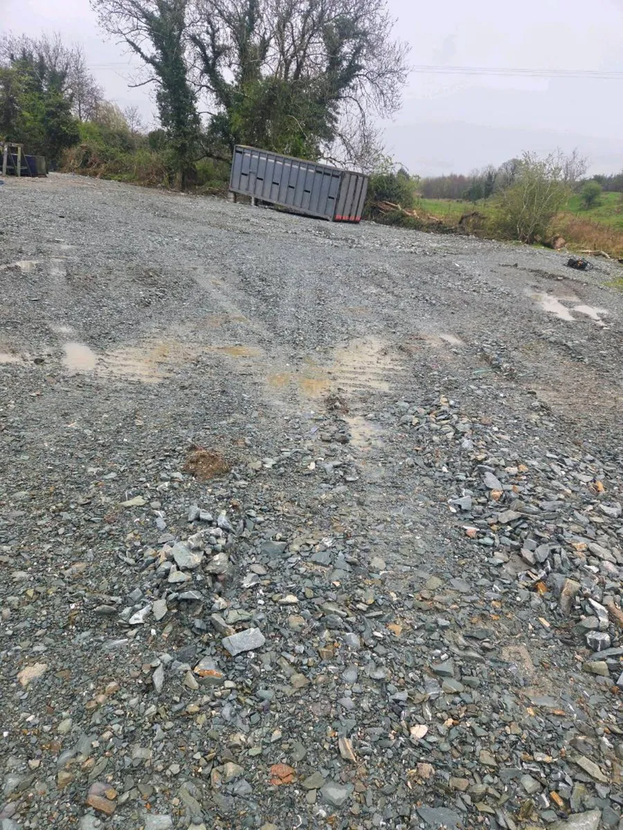 Yard for storage - Image 3