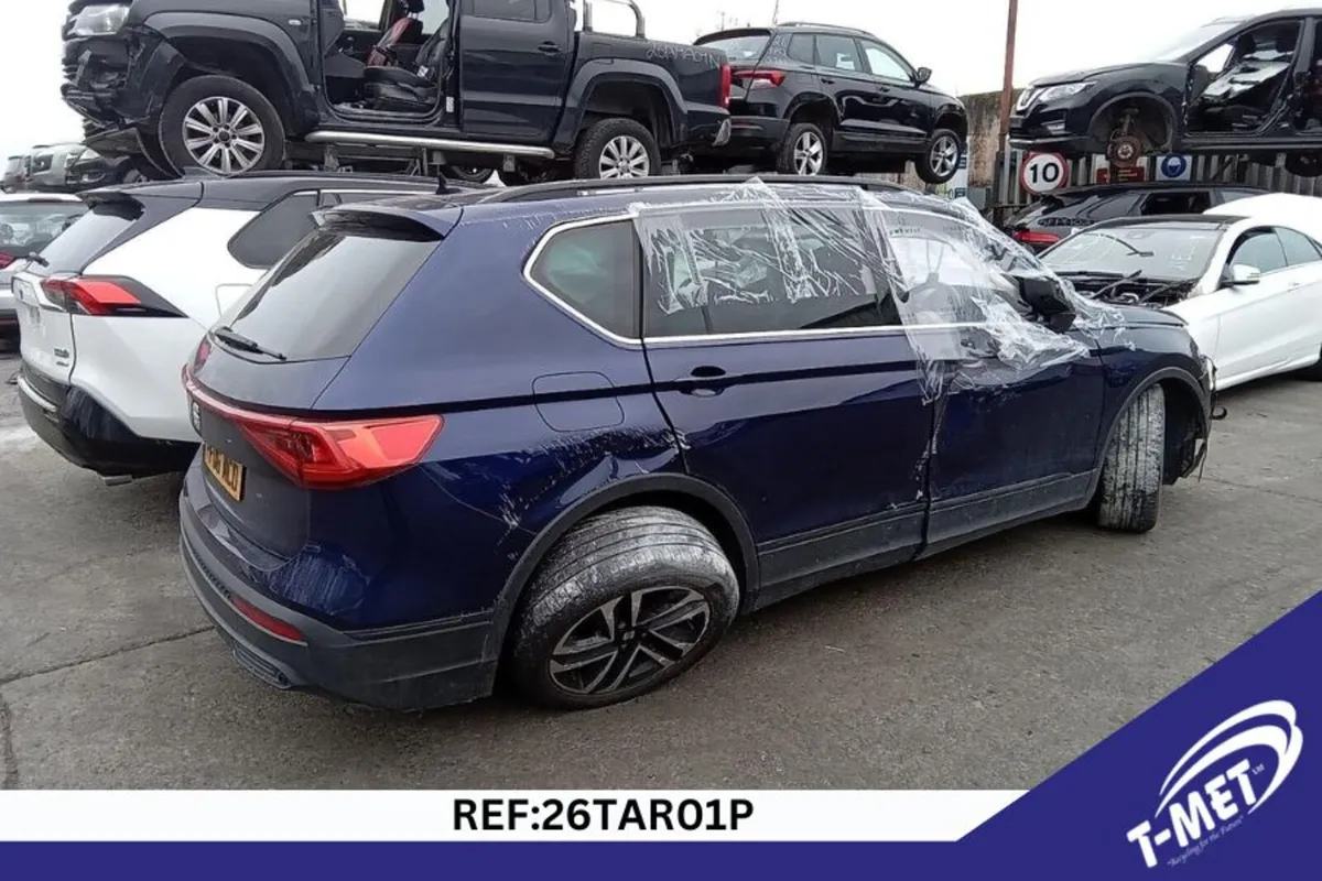 2024 SEAT TARRACO BREAKING FOR PARTS - Image 1